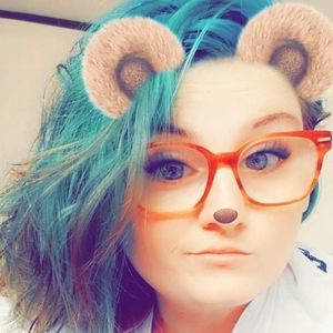 Meet your Posher, Cass